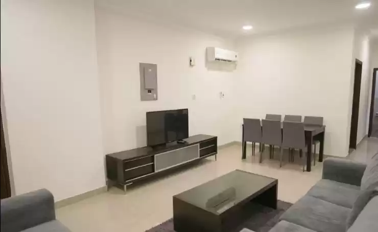 Residential Ready Property 2 Bedrooms F/F Apartment  for rent in Al Sadd , Doha #14918 - 1  image 
